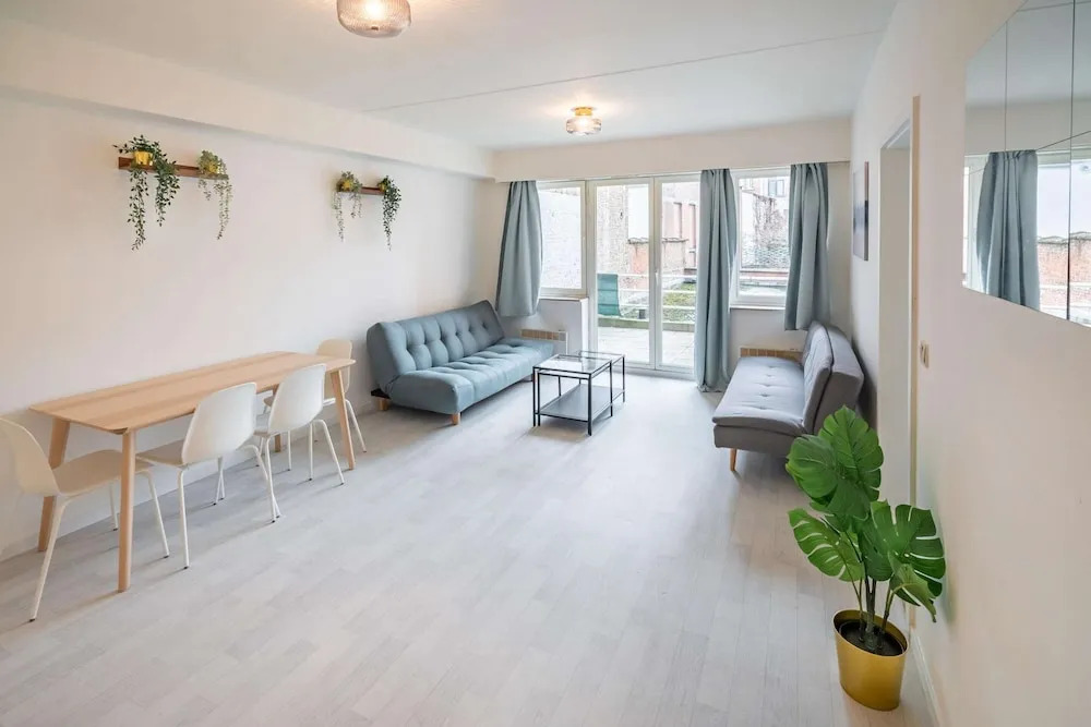 Bright 1-bedroom Apartment in Antwerp