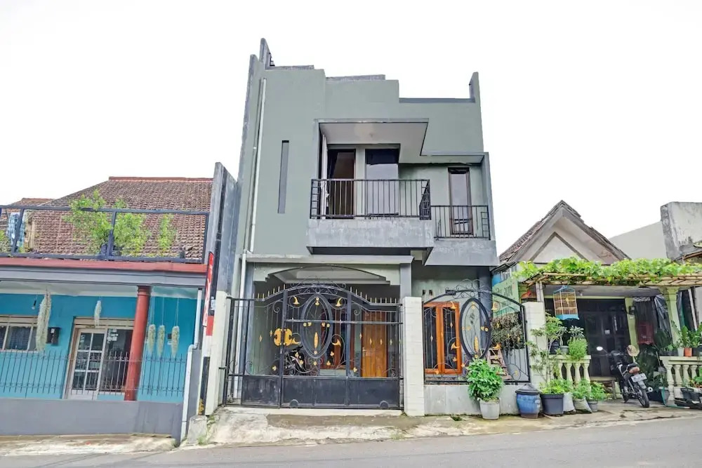 OYO Life 90737 Losmen Aini Syariah