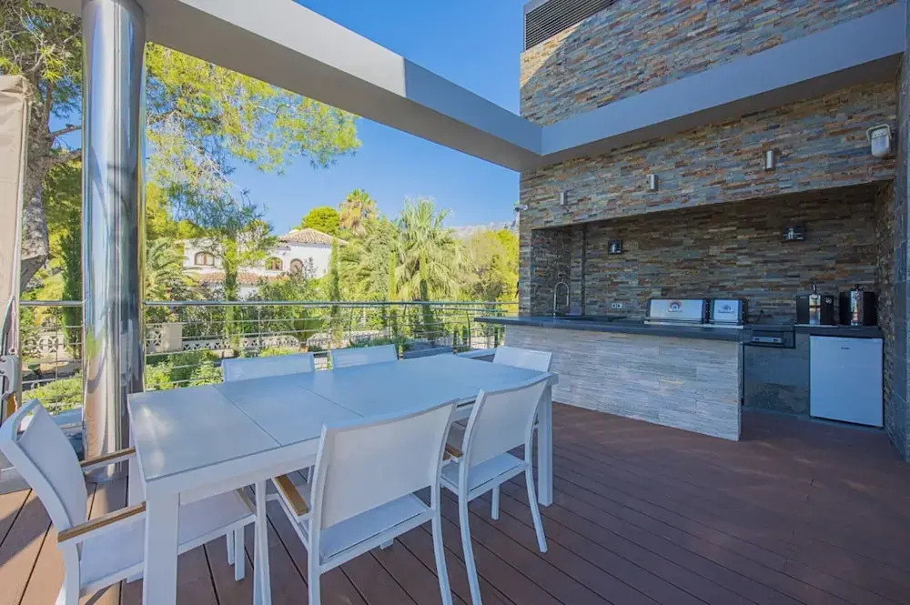Villa - 5 Bedrooms with Pool, WiFi and Sea views - 105009