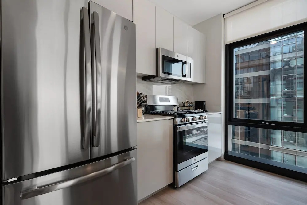 Unforgettable Stay High End 2BR Easy City Access