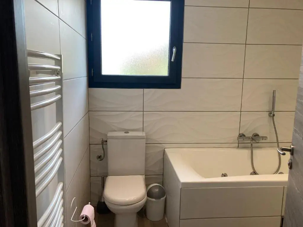 Villa 8 personnes et possibilité location voiture