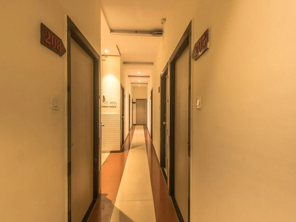 OYO 845 Hotel Kailash Park