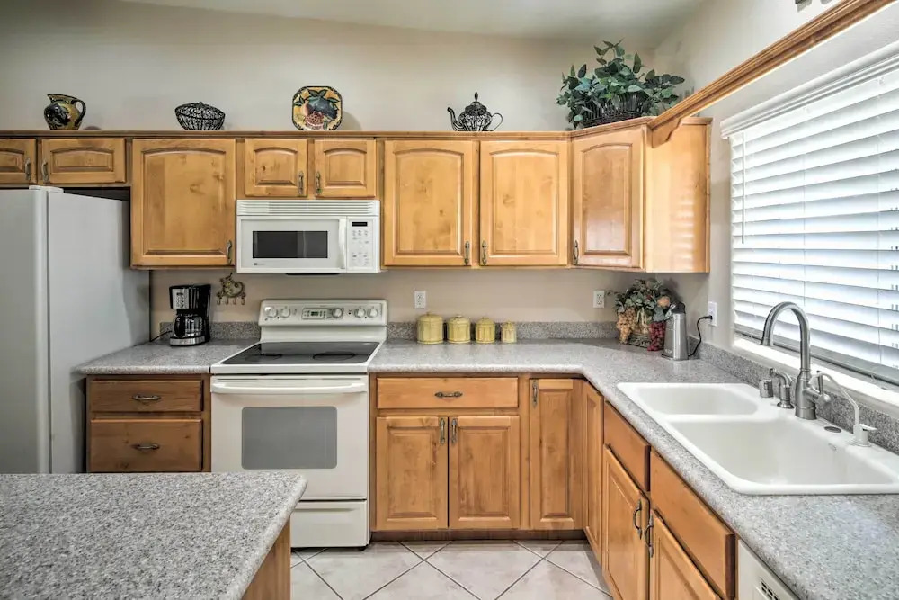 Private Pool, 3 Mi to Water! Lake Havasu City Home