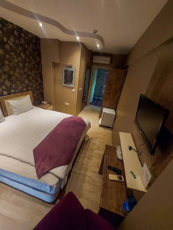 Udi Hotel