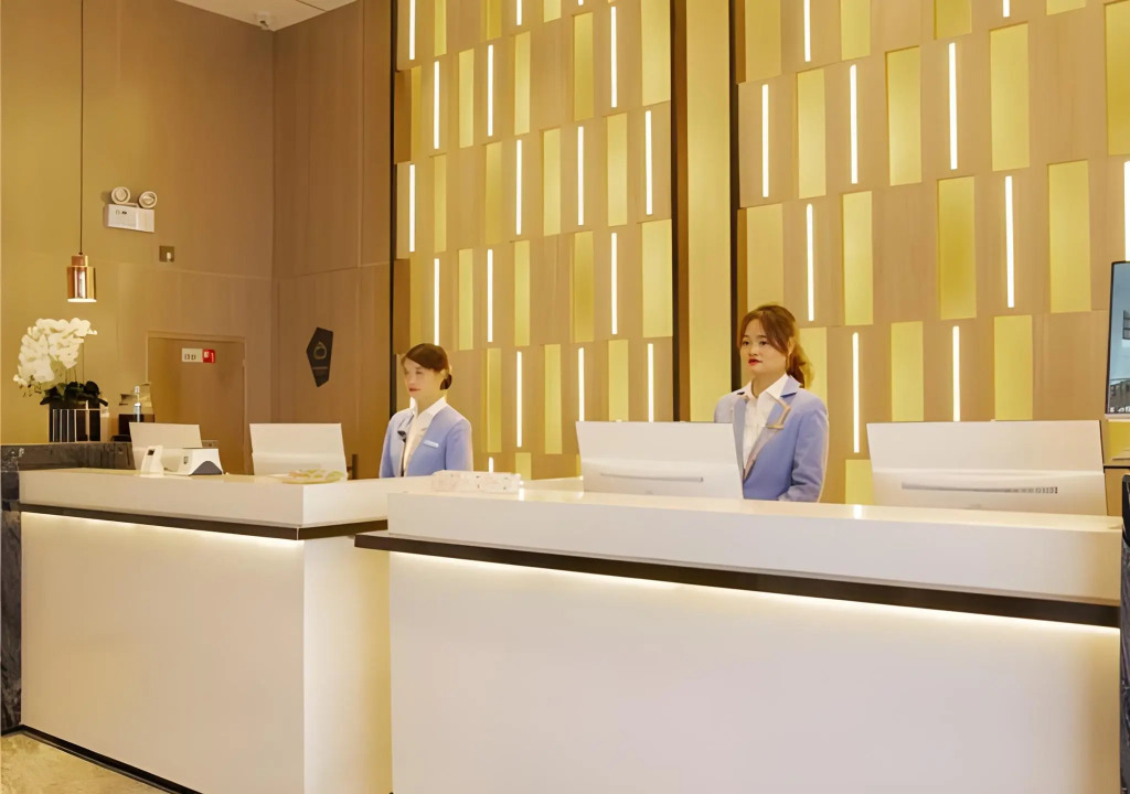 Echarm Hotel Wuhan Caidian Street