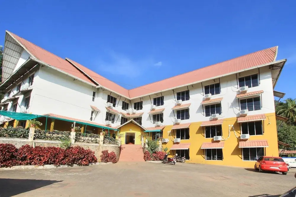 OYO 9656 Hotel Sri Venkateshwara Residency