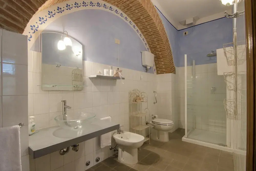 Mansion With 12 Bedrooms in Cortona, With Private Pool, Enclosed Garde