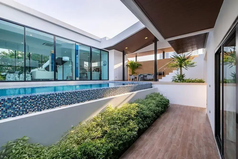 Luxury Residences 3-Bedroom Pool Villa Beach Access, Na Jomtien Pattaya