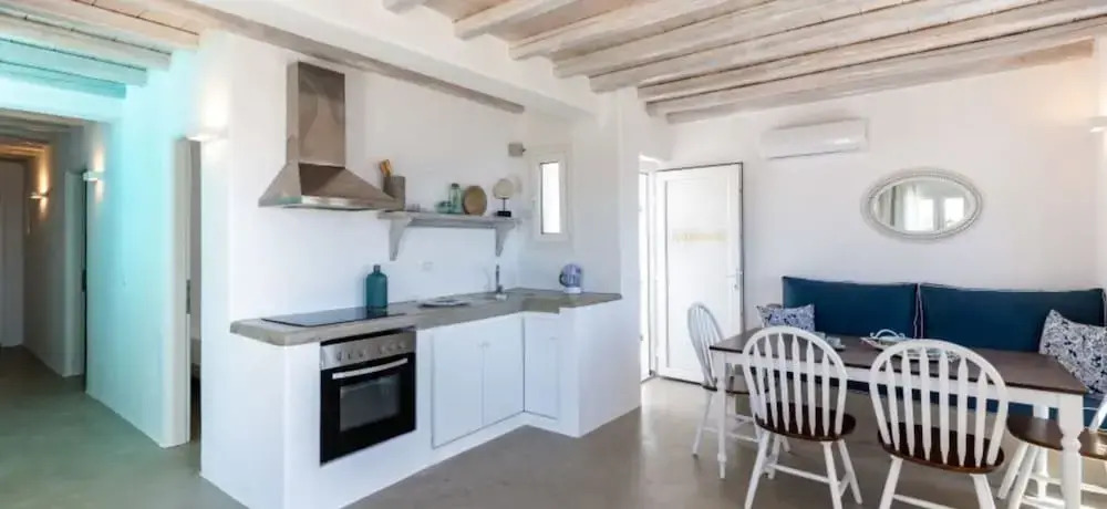 Stunning 2BR Cottage With Private Pool in Mykonos