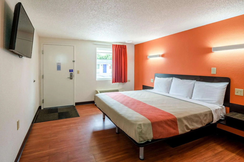 Motel 6-Troutville, VA