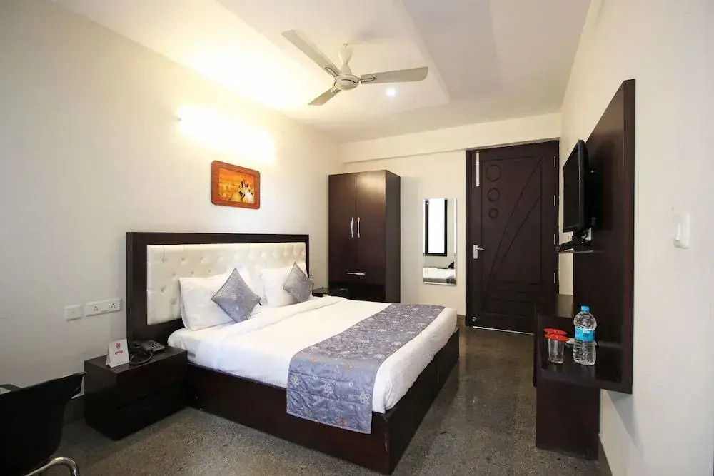 OYO 8110 Nstay 31