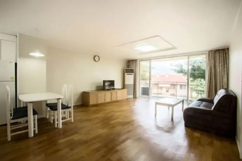 Gold Family Condo & Pet Resort
