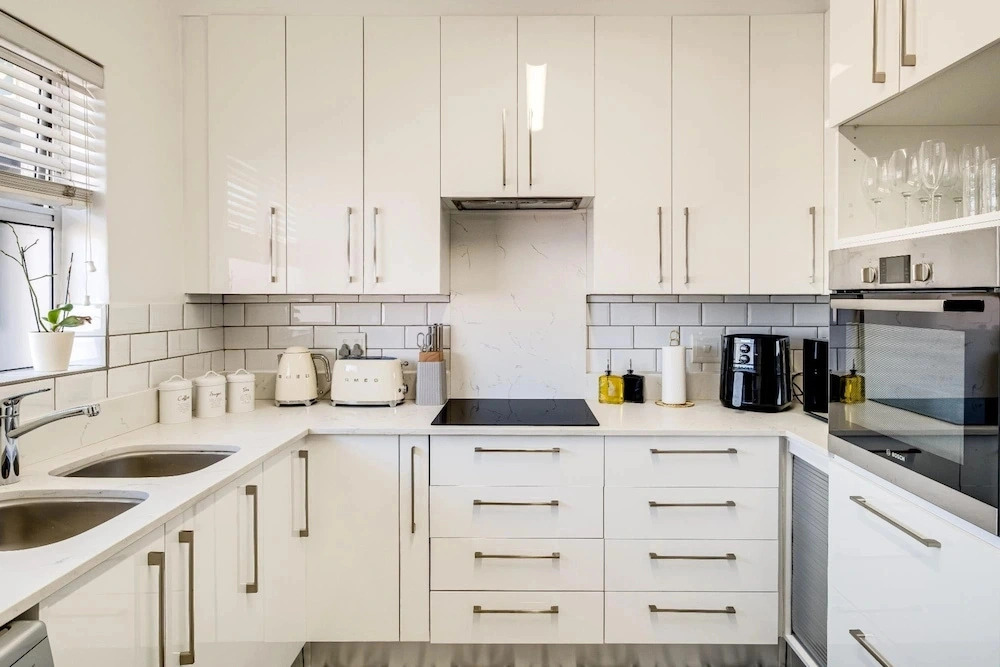 Stylish Green Point 2 Bed w Views Rockaway Haven