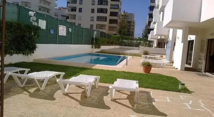 Alba Moura Apartamentos