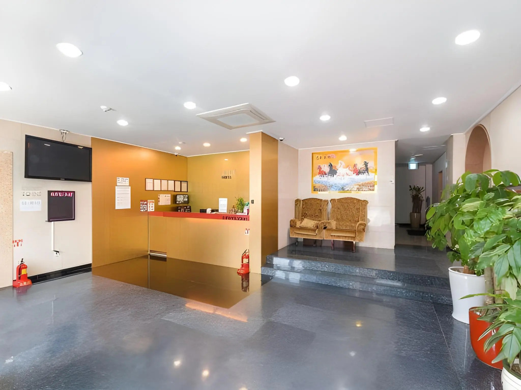 Apple Hotel
