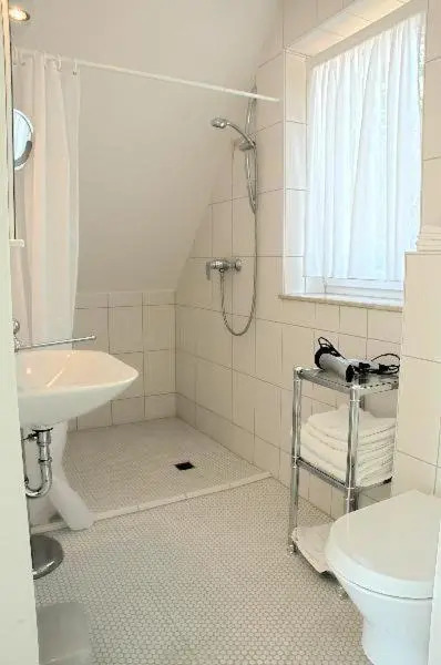 Modernes 5-Sterne-Ferienhaus im Maisonettenstil in DAMP