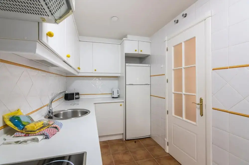 Apartment 100m From Beach