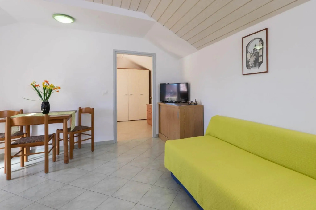 Ora  - Apartments with Pool - A4(2+1)