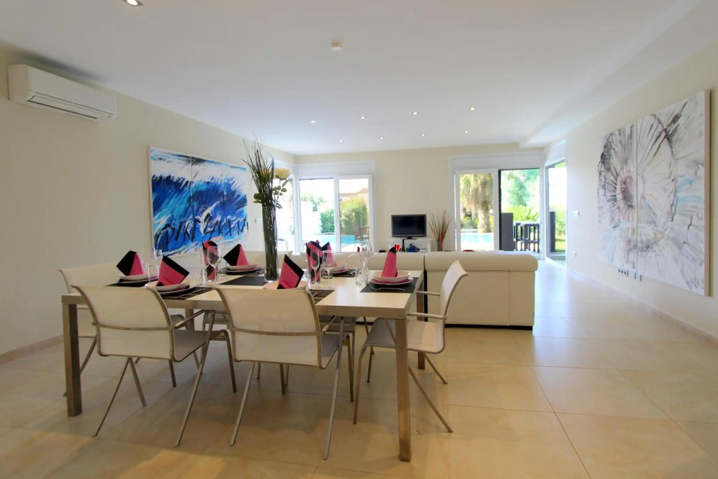 LEON Immo Villa Olivia - 10039