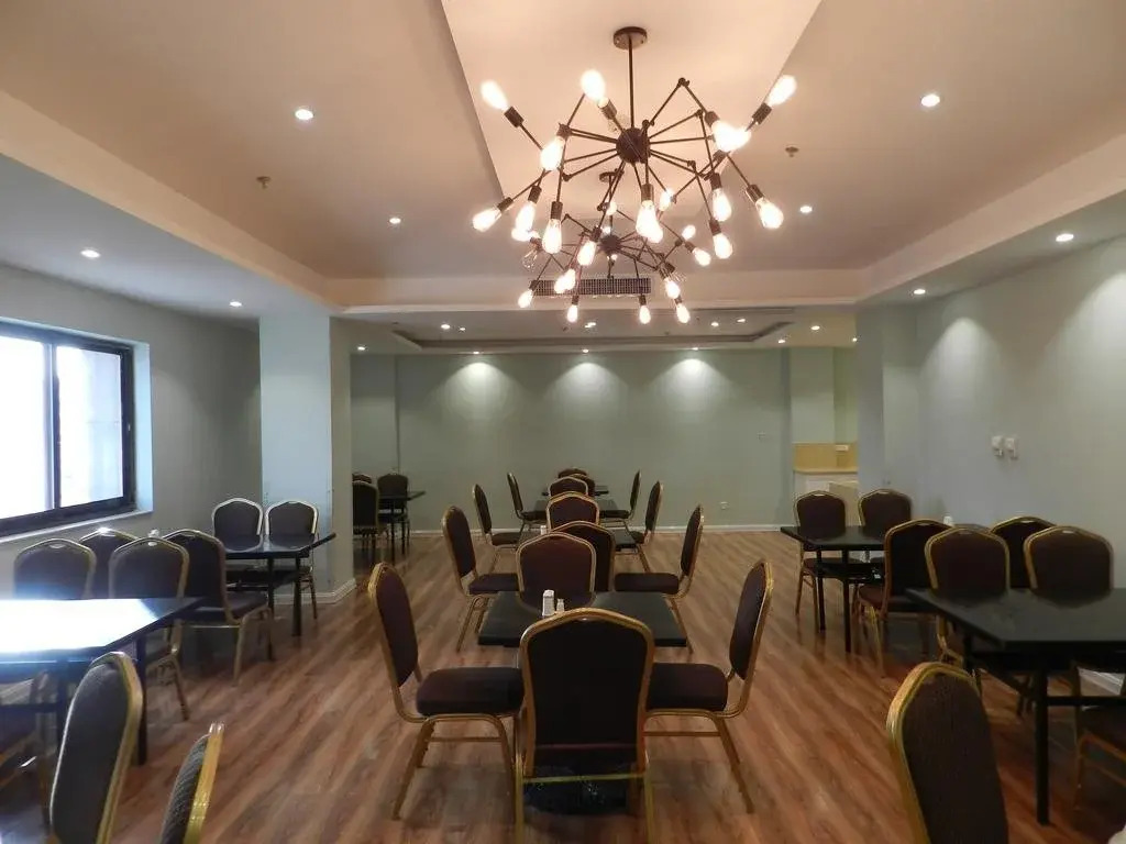 Tianshui East Inn