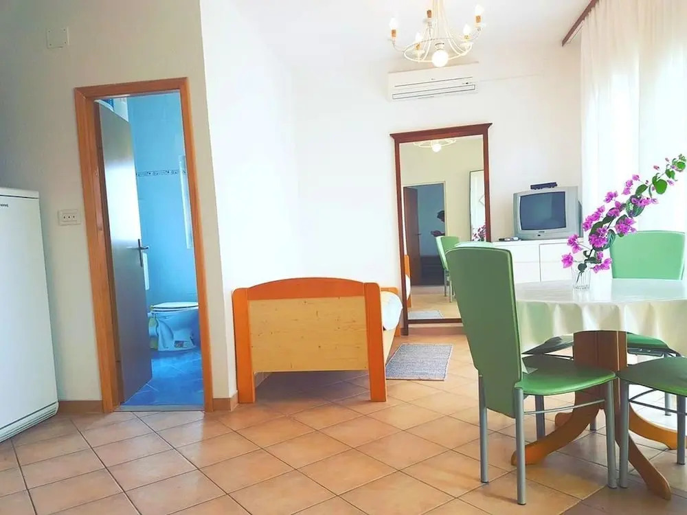 Floral Apartments Yazzy 2