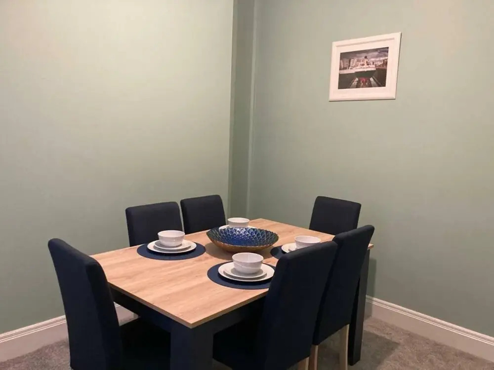 So-fresh So-clean Beautiful 3-bed House n Belfast