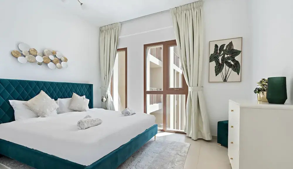 WelHome - Urban Serenity, Zahra Breeze 2 Bedroom Retreat