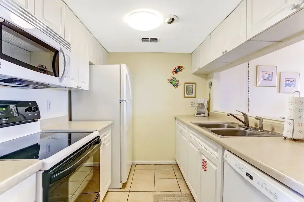 Endless Ocean Views in S Fletcher Duplex by RedAwning