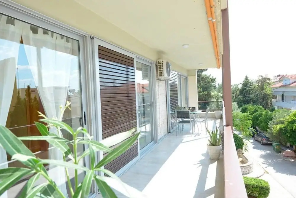 New Superb & Luminous 2 Bedroom Apartment
