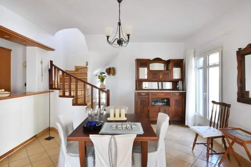 Villa Blue & White at Golden Beach