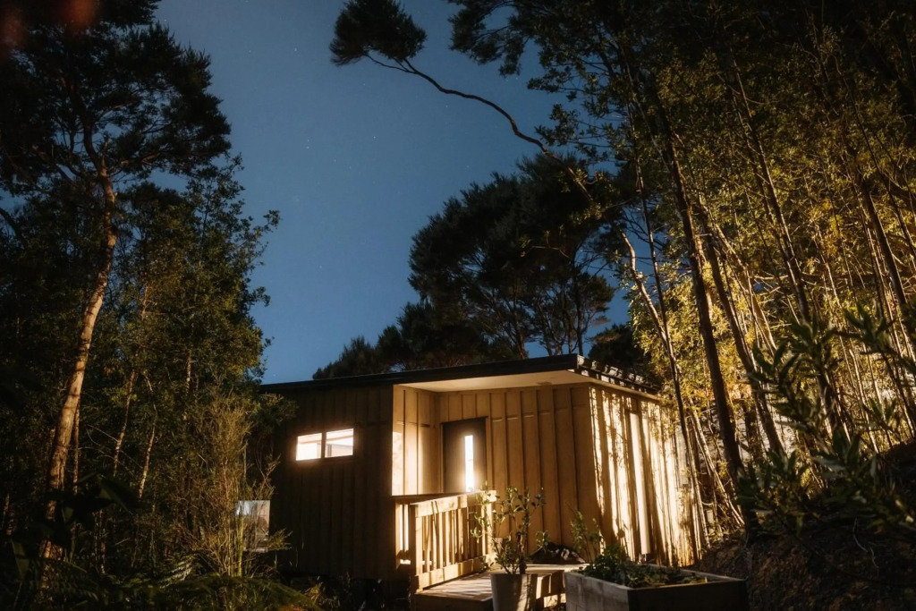 Treehouse Hideaway