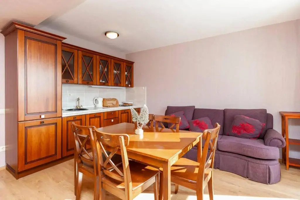 Bright And Cozy 2Br Apt. W Balcony In Gudauri