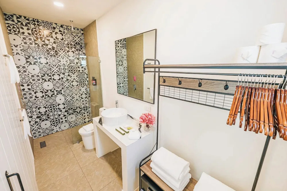 Privada Stays - Private Pools & Colorful-Chic Boutique Hotel