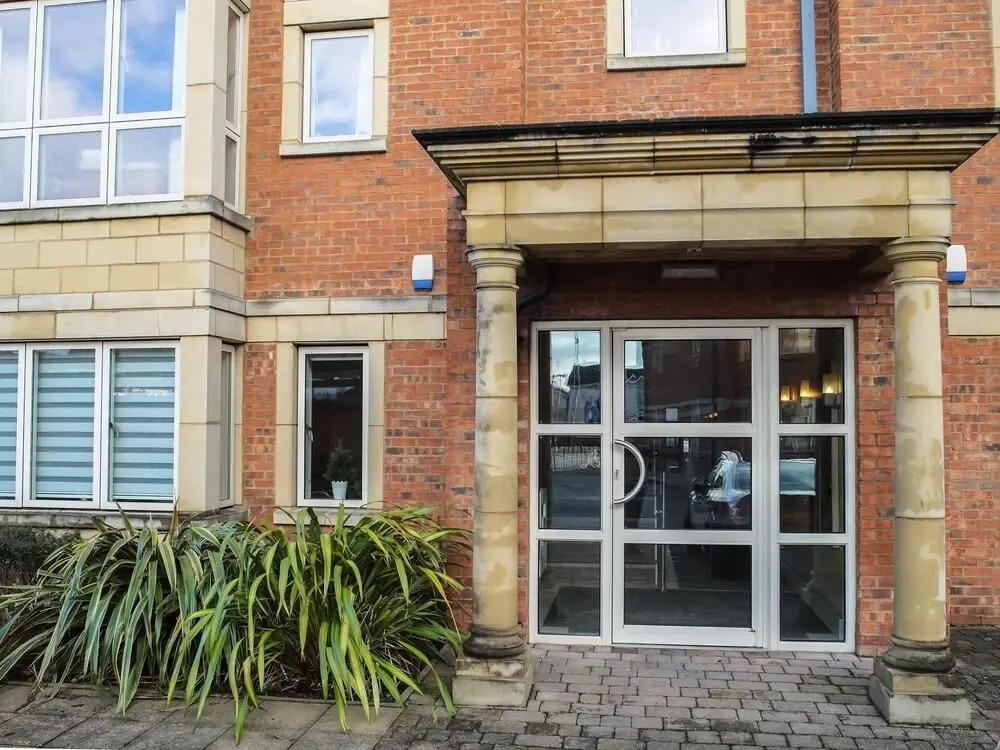 The Cambrian Apartment - Wrexham