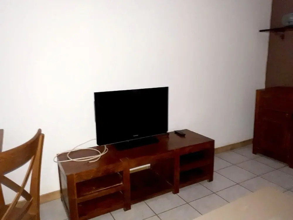 Studio in Ollioules, With Terrace and Wifi - 6 km From the Beach