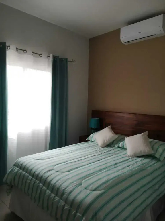 Hotel y Plaza JMI