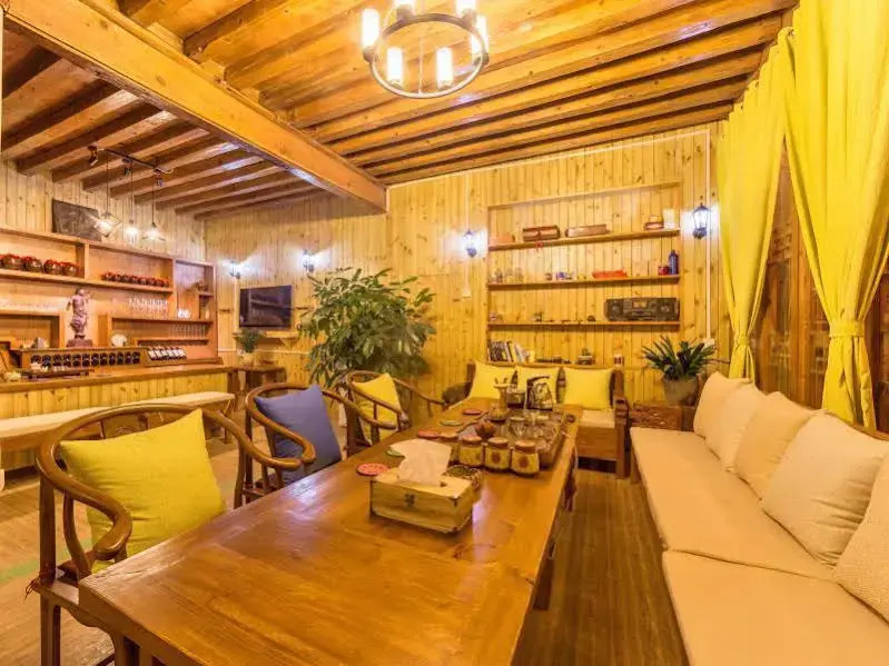 Lijiang Lake House