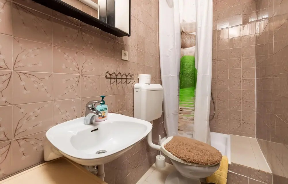 Awesome Apartment in Supetarska Draga With Wifi and 2 Bedrooms