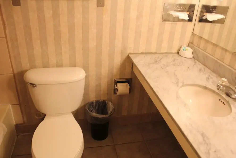 Fortuna Inn and Suites