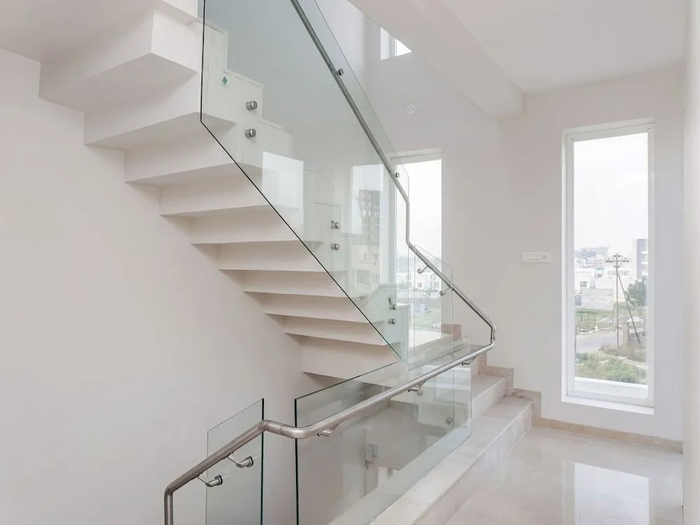 Hotel I Suite 2 By OYO Rooms