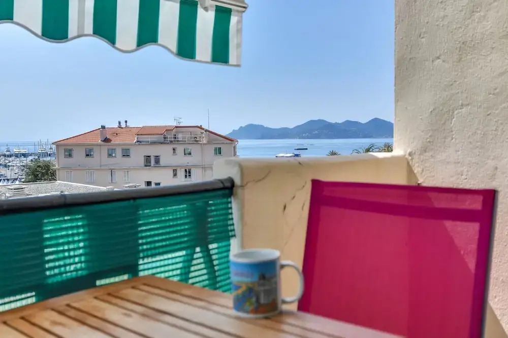 Apartment With 2 Bedrooms in Cannes, With Wonderful sea View, Terrace and Wifi - 50 m From the Beach