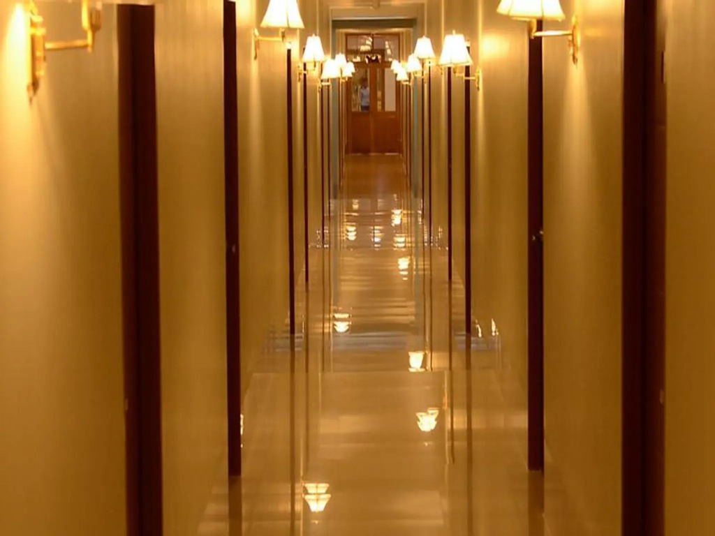 Sun Shine Hotel