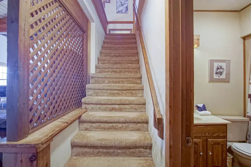 Whistlepunk #24: 4 Bedroom, 3 Bath: Slope Side, Wood Fireplace