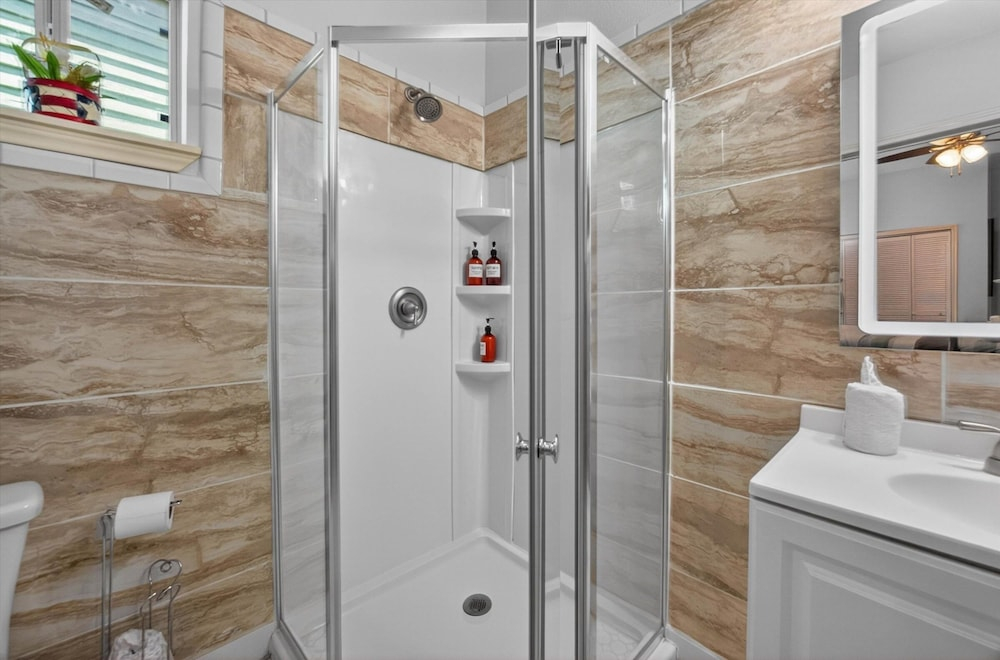 Seaglass Haven 2 Bedroom Home