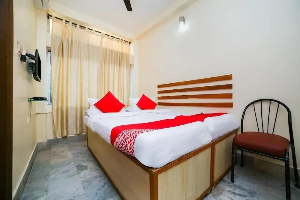 Uttam Guest House by OYO Rooms