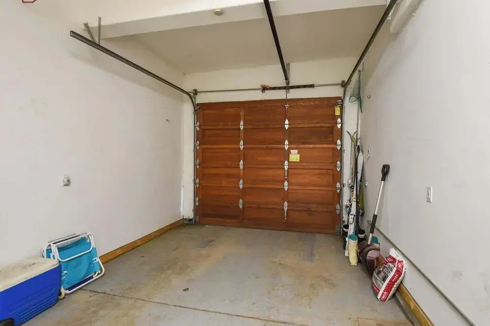 Crystal Charm Amazing 3 BDR Condo Close to Beaches, Casinos, & Skiing!