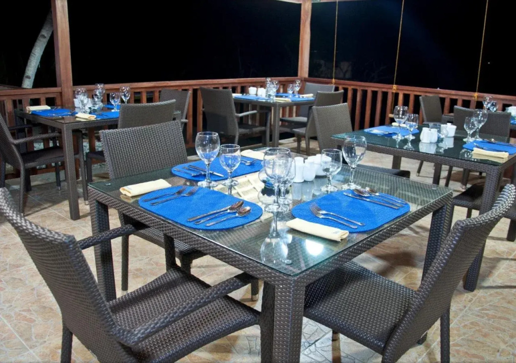 Caimito Beach Hotel
