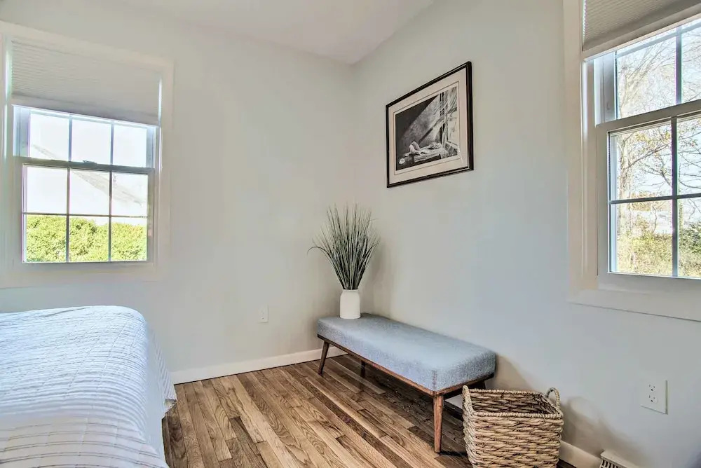 Hen Cove Home w/ Wood Deck - Walk to Beaches!