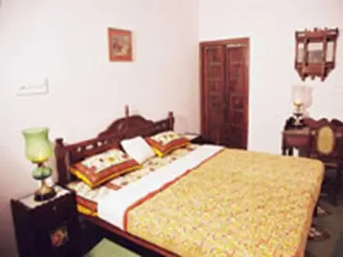 Hotel Tordi Palace - 100 km Jaipur
