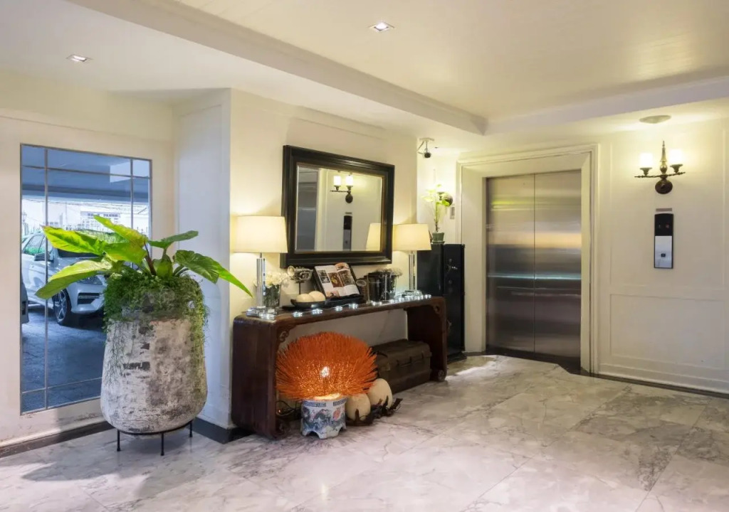 Rongratana Executive Residence Bangkok